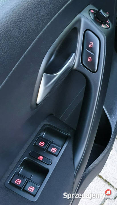 Volkswagen Polo Najlepszy 14 MPI zadbanyBez czarny Przyszowice