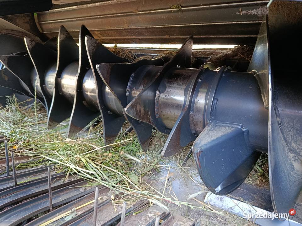 Prasa belujaca Deutz fahr mp 122 Hajnówka