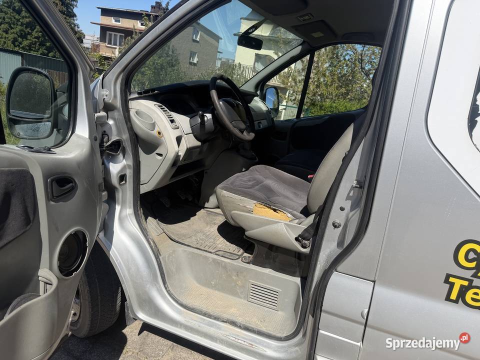 Renault Trafic Pessanger 8 osobowy hak Częstochowa