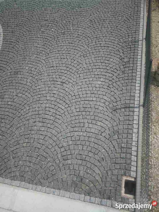 Kostka Granitowa Ciętołupana Rzędowa CZARNA Marki