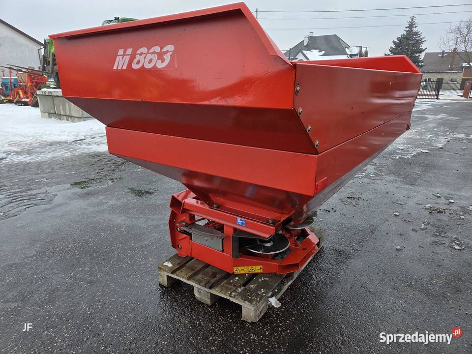 Rozsiewacz KUHN MDS 932 ładny stan Duży wybór Rozsiewacze nawozów Gąsewo