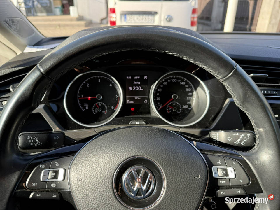 Volkswagen Touran 20tdi 150 ładny zarejestrowany centralny zamek Bolesławiec