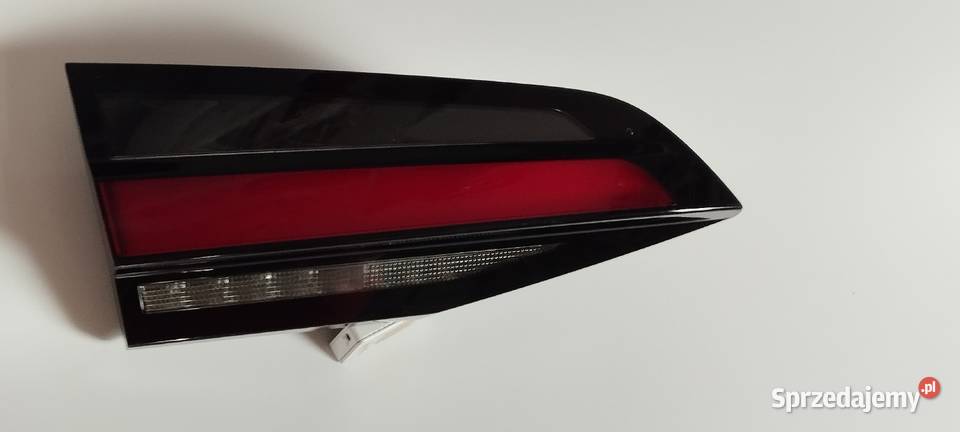 Lampa W KLAPĘ BMW 2 U06 H7849436311 Wschowa