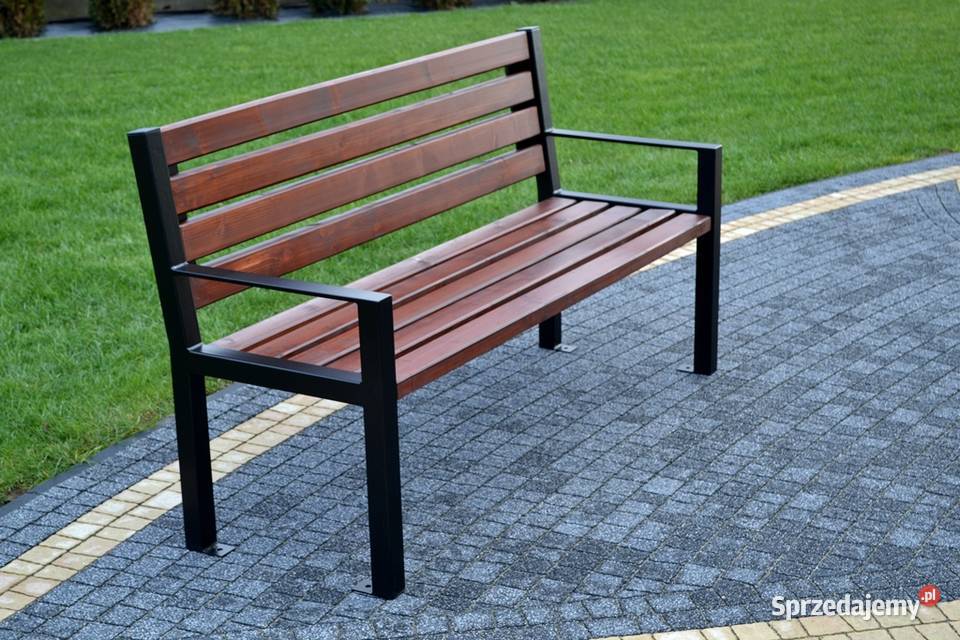 ławka parkowa z podłokietnikiem miejska ogrodowa podkarpackie Zalesie