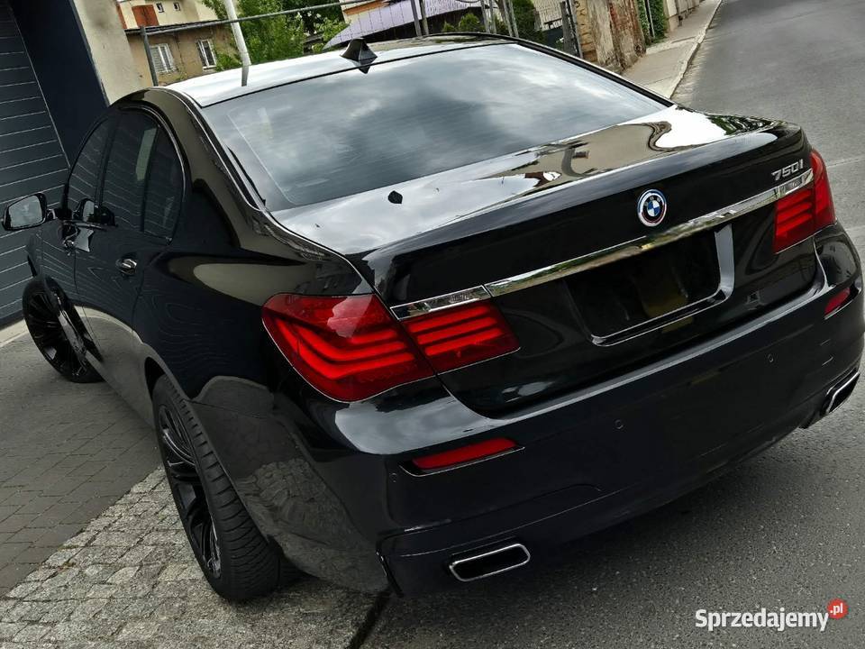 BMW M750i MSport 449LCIniski przebieg Świebodzice