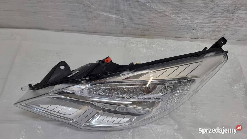Lampa przednia lewa OPEL MERIVA B EUROPA