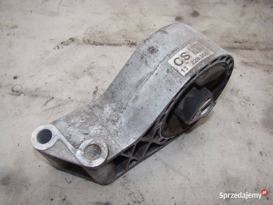 ŁAPA PODUSZKA SILNIKA OPEL INSIGNIA 13228305 CS Parcice