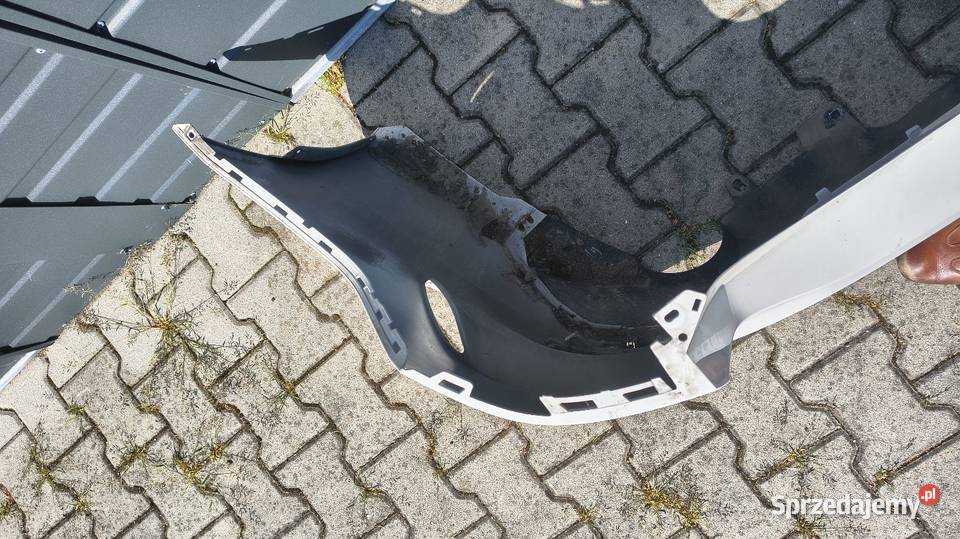 Zderzak do BMW 218i 2021r Rzozów