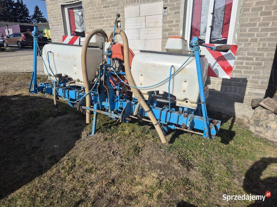 Siewnik do kukurydzy Monosem 4 rządki Okrzeja