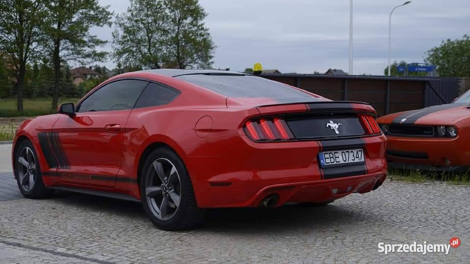 Mustang 37 V6 310 światła LED Bełchatów