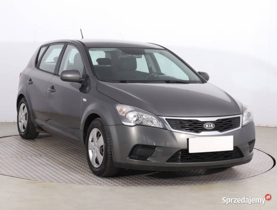 Kia Ceed 14 CVVT Rok produkcji 2009 Piaseczno