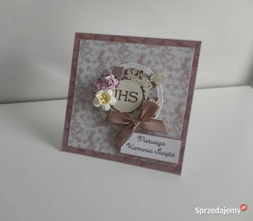 Kartka ręcznie robiona na Komunię Świętą liliowe