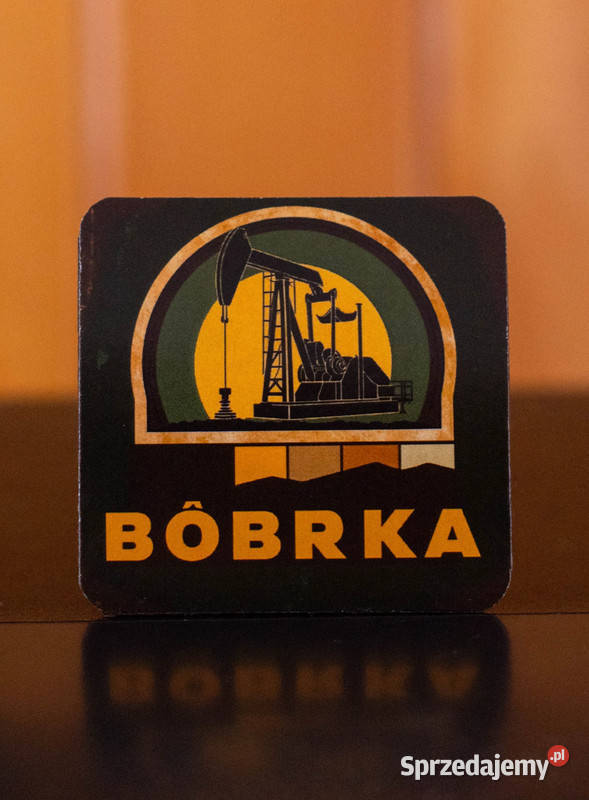 Magnes Muzeum Naftowe w Bóbrce pamiątka gadżet Krosno