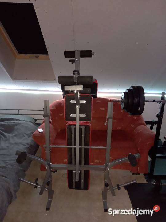 Ławka do ćwiczeń pod sztangę składana udźwig 200 Bolszewo