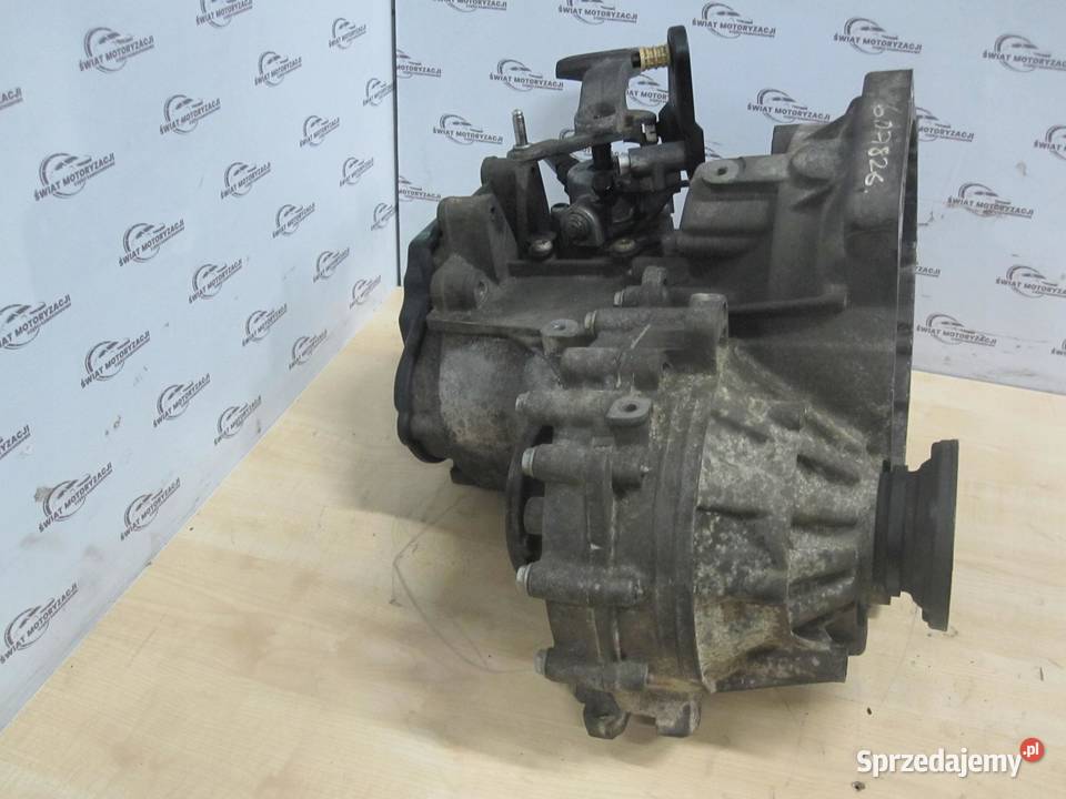 AUDI A3 16 TDI CAY 105 151 Manualna skrzynia