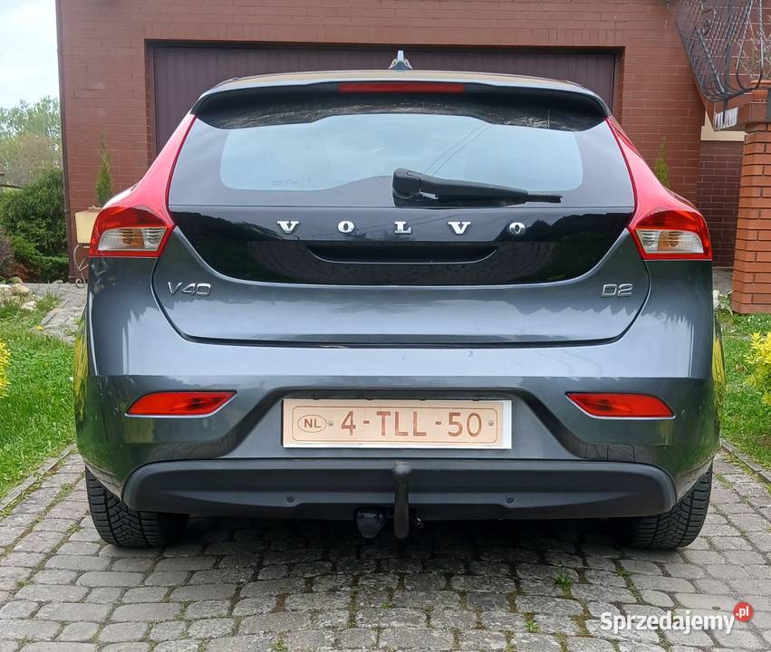 Volvo v40 momentum bezwypadkowy 4/5 Rzeszów
