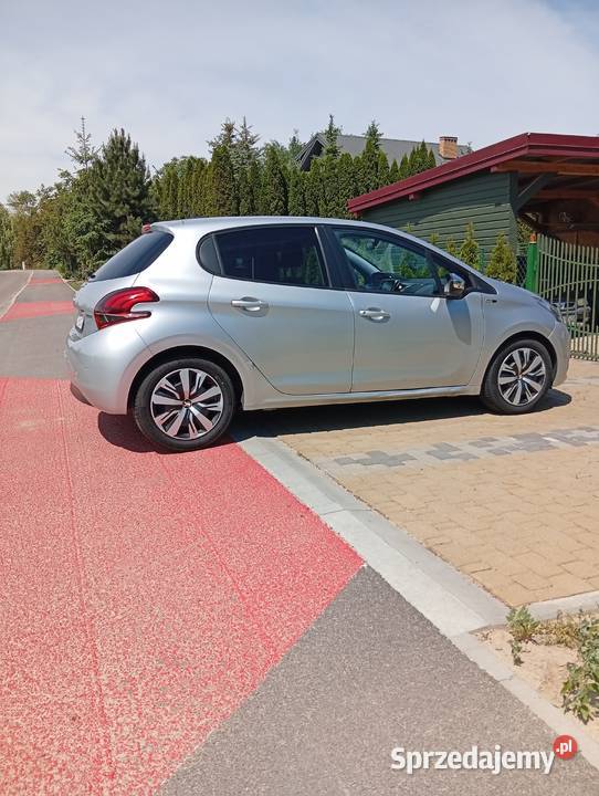Peugeot 208 2016r 16 HDI Diesel 106 Niemce