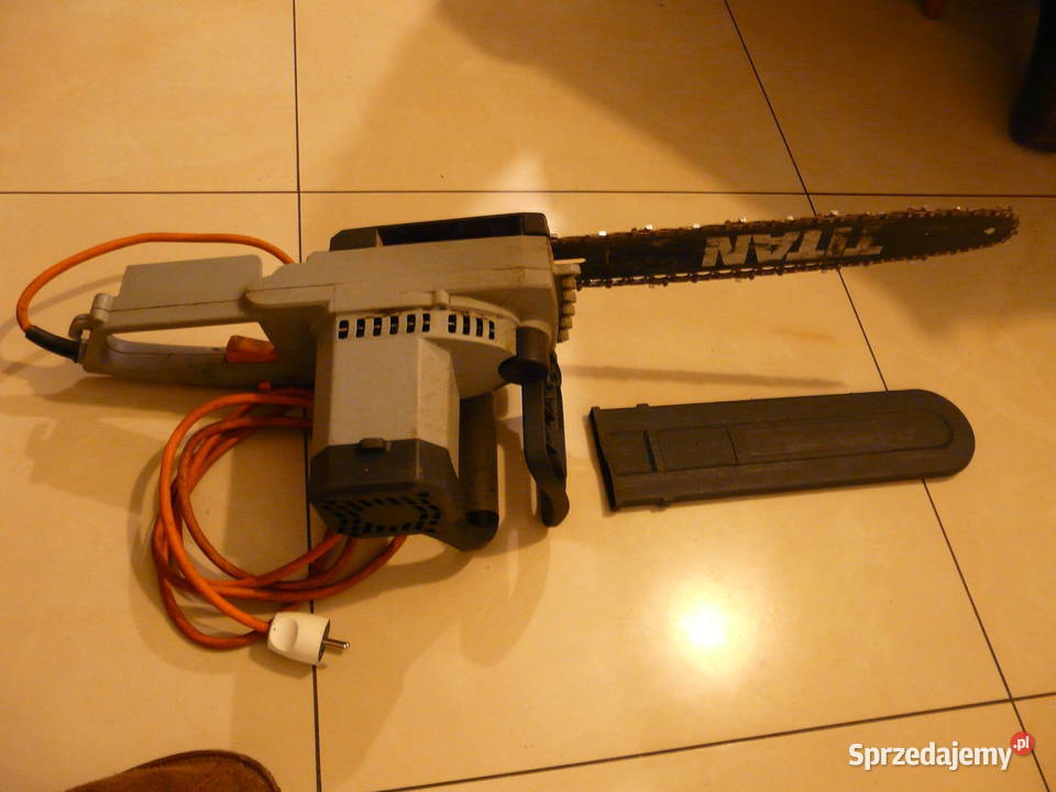 Piła TITAN do drewnadrzewa elektryczna