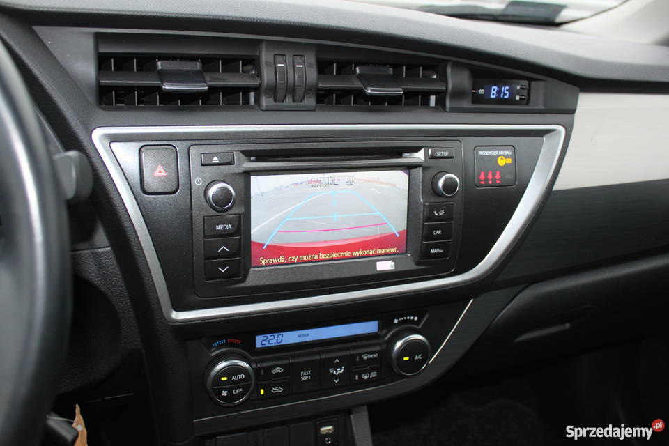 Toyota Auris Auris II 16 benzyna Hatchback ledy serwisowany w ASO Warszawa