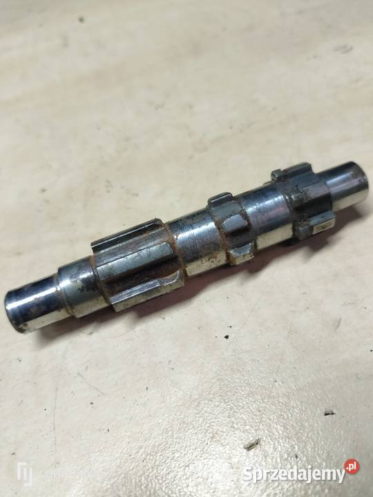 Wałek pośredni WSK WFM 125 Pozostałe Łubno