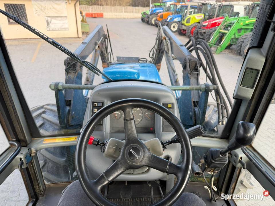 Valtra 6850 Valmet 6250 Sisu 8100 MF 6465 Fendt Laskowiec