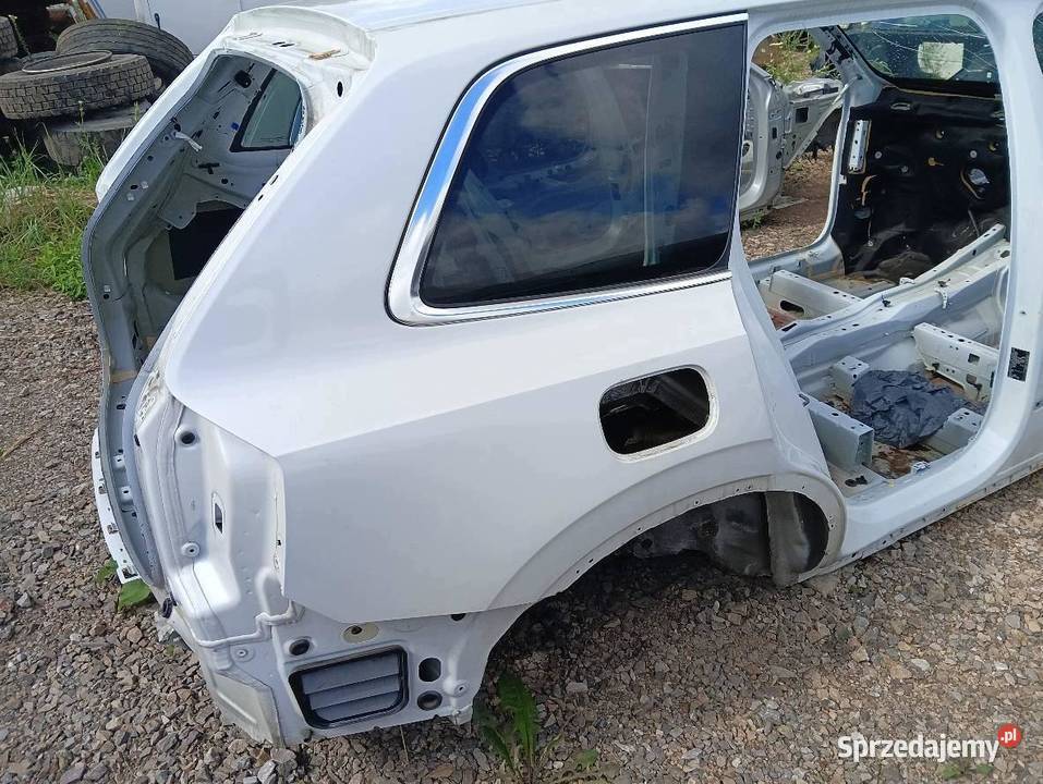 ELEMENT CIĘTY KAROSERII ĆWIARTKA PRAWA TYŁ Volvo
