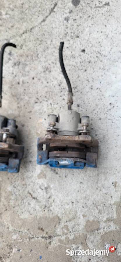 Sprzedam zaciski hamulcowe tył bmw e39