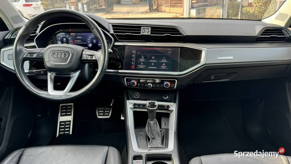 Audi Q3 20 231 4x4 AT Fulled Panorama Virtual asystent pasa ruchu Gdynia