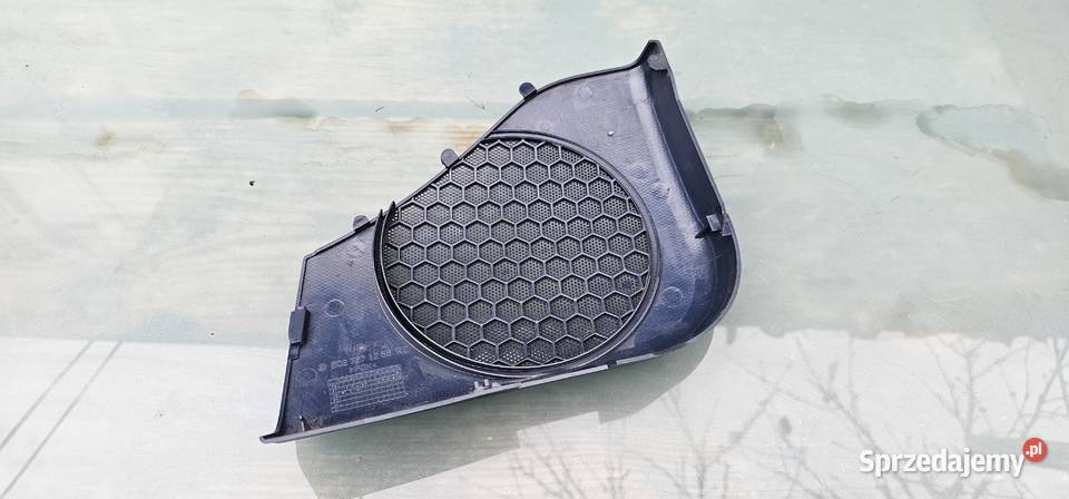 Maskownica prawy przód niebieska mercedes w202 Zbąszyń