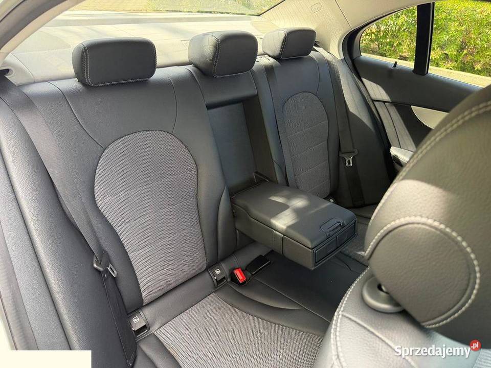 Mercedes C200 benzyna 7GTRONIC Exclusive 184 Krotoszyn