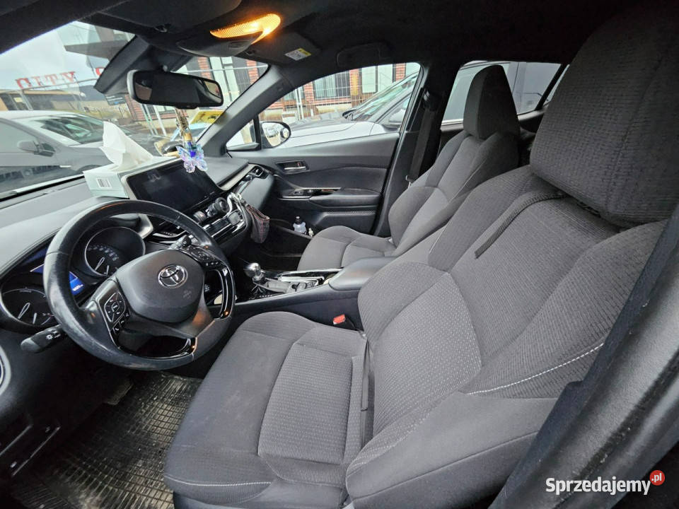 Toyota CHR lakier metallic