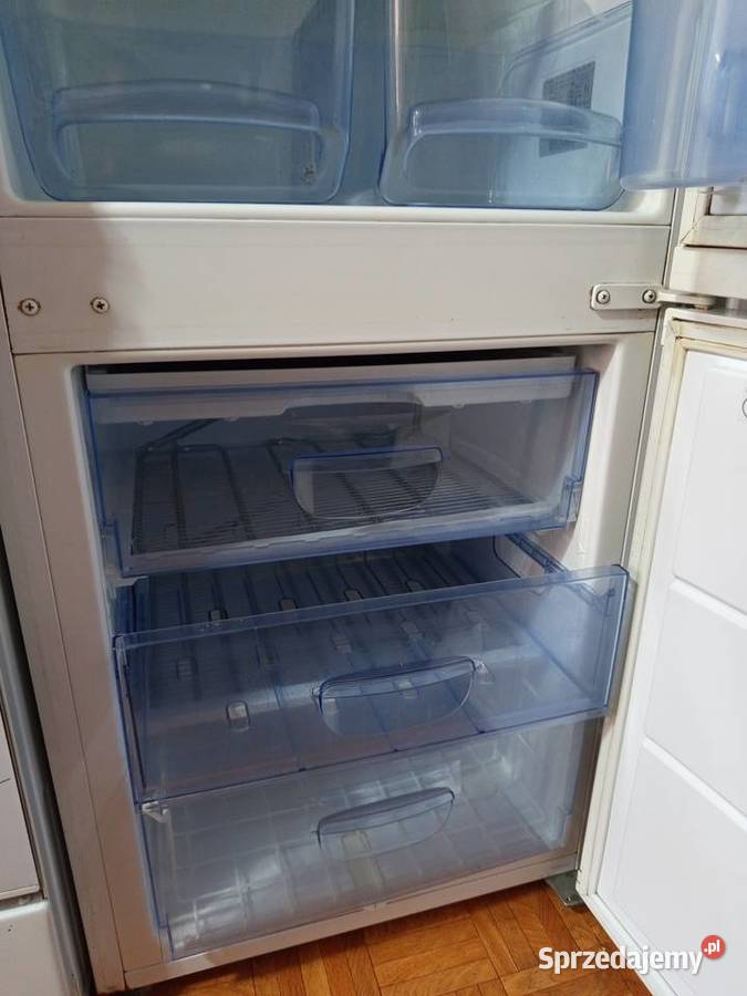 Sprzedam zamrażarkolodówkę Amica ACZ 3104P wolnostojące