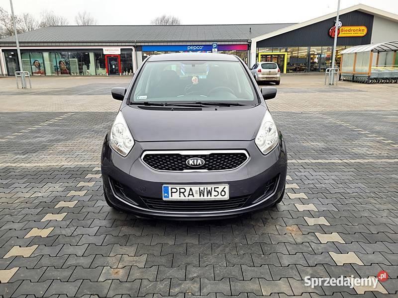 Oszczędny i przestronny samochodzik ASR (kontrola trakcji) Słomniki