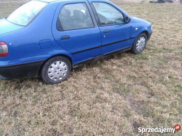 Fiat Siena niebieski Czerskie Rumunki