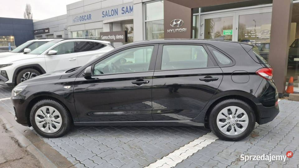 Hyundai i30 silnik 15 DPI Classic 110 Krajowy czarny Ostrołęka