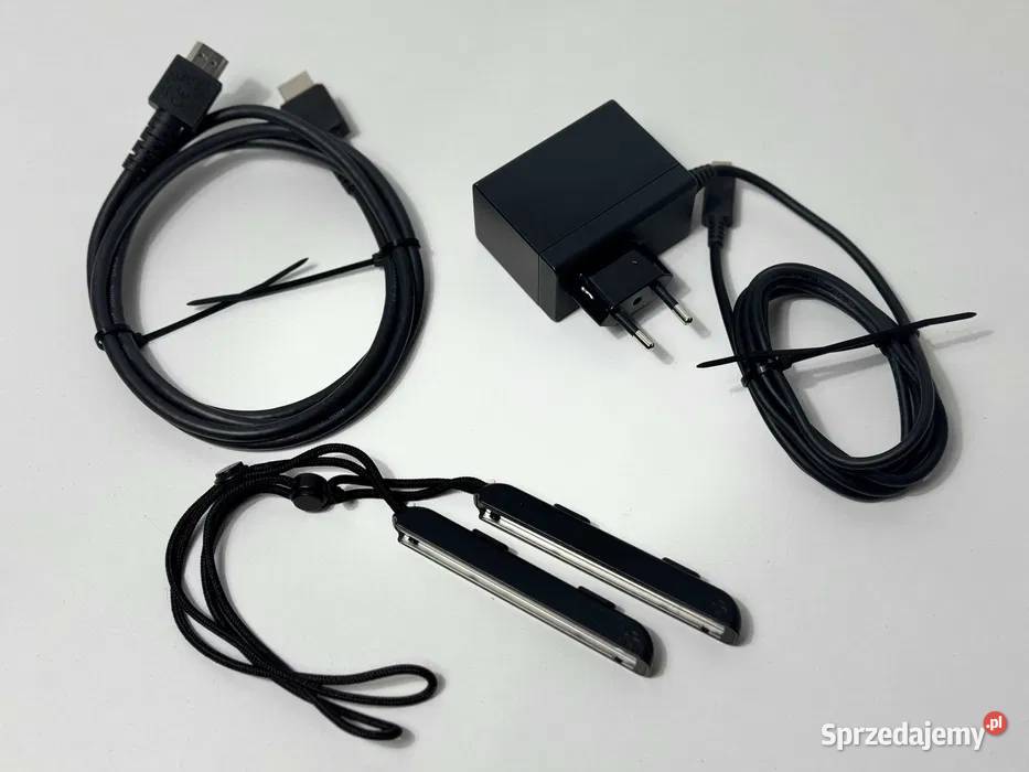 KONSOLA NINTENDO SWITCH V2 DOCK GRA THE LEGEND