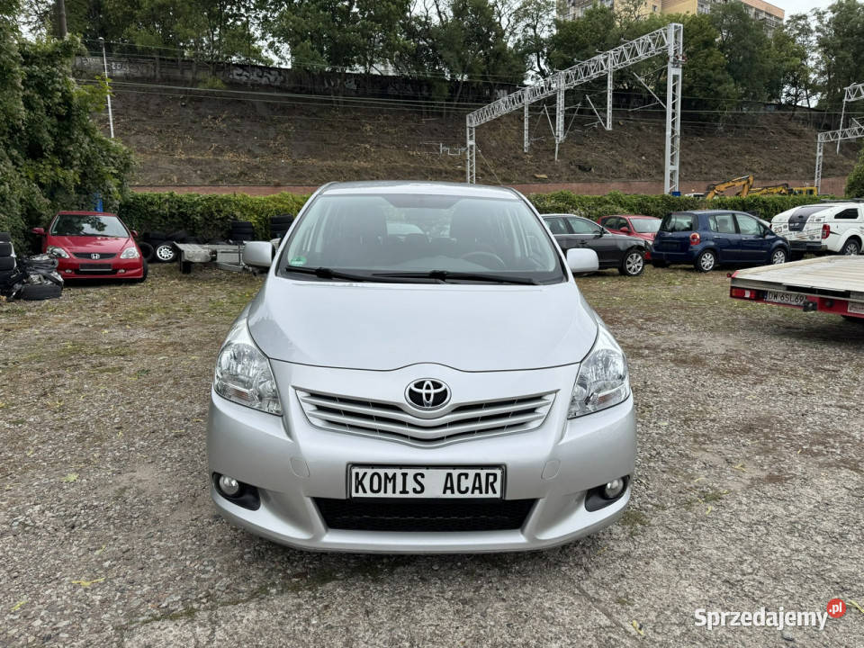 Toyota Verso tempomat Szczecin sprzedam