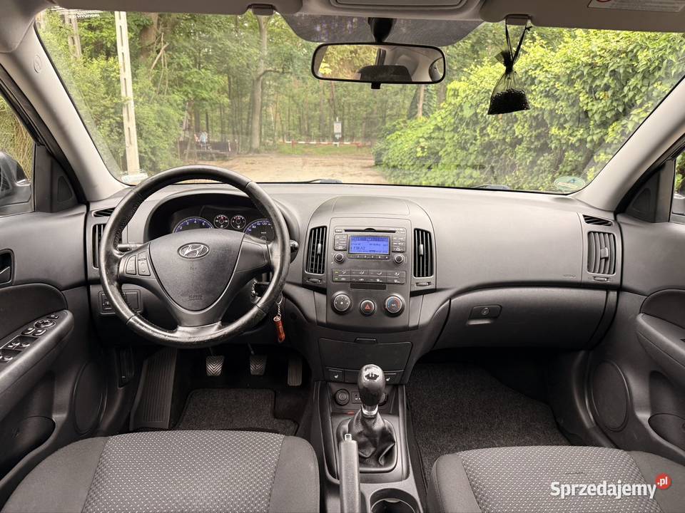 Hyundai i30 14 benzyna 2012 sprzedam