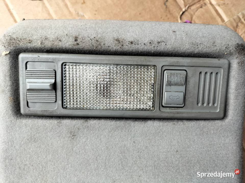 AUDI 80B4 LAMPKA WNĘTRZA OŚWIETLENIE KABINY