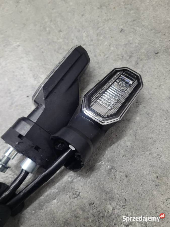 SUZUKI GSX8R GSX 8 R KIERUNKOWSKAZ Nowy Tomyśl sprzedam