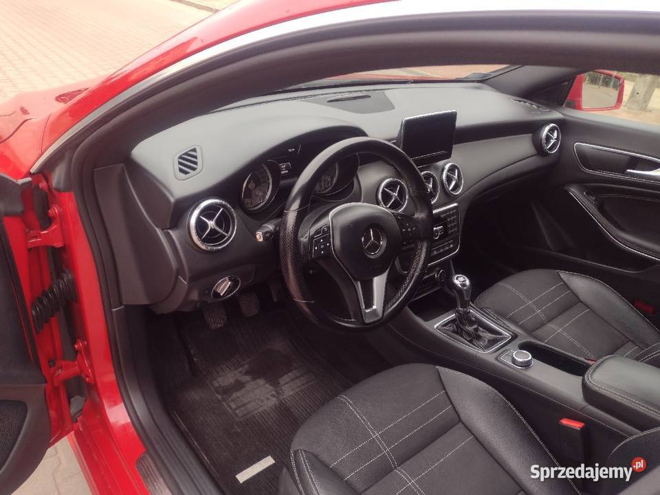 Mercedes CLA 200 Benzyna 2013 benzyna Białystok sprzedam