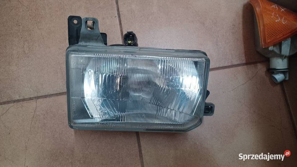 NISSAN TERRANO LAMPA prawa PRZEDNIA Pozostałe Rakoniewice