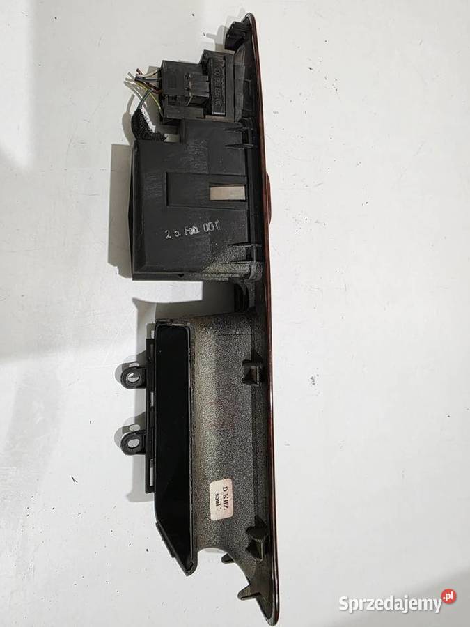 Panel sterowania szyb prawy tył Audi A8D2 Rok produkcji 2001 Iława
