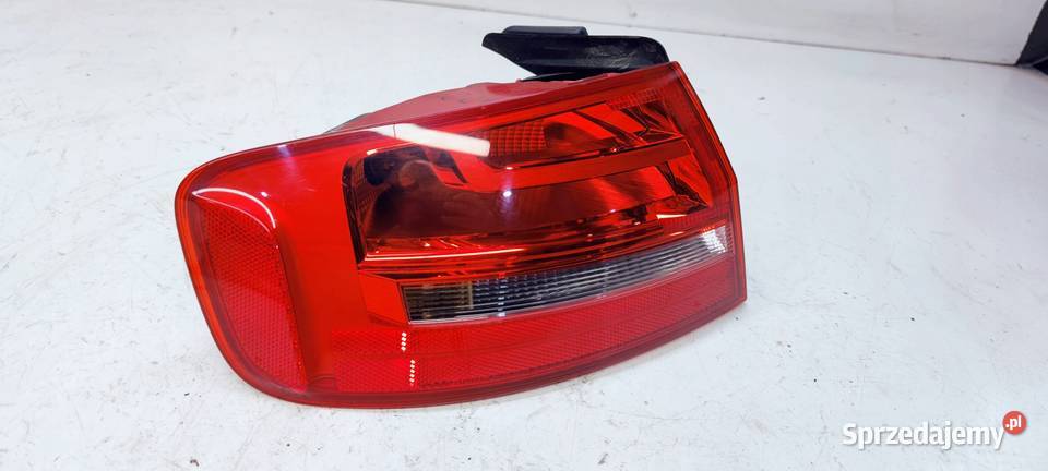 LAMPA LEWY TYŁ W BŁOTNIK AUDI A4 B8 LI Przystajń sprzedam