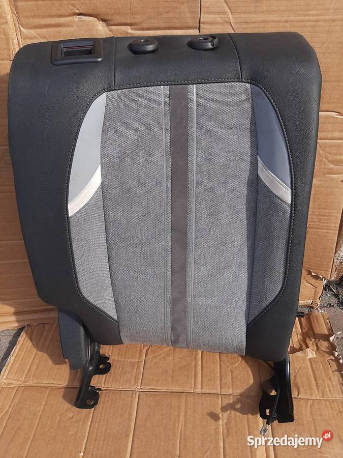 OPEL ASTRA L KOMBI ZAGŁÓWEK PRAWY KANAPY SKÓRA wielkopolskie Rawicz