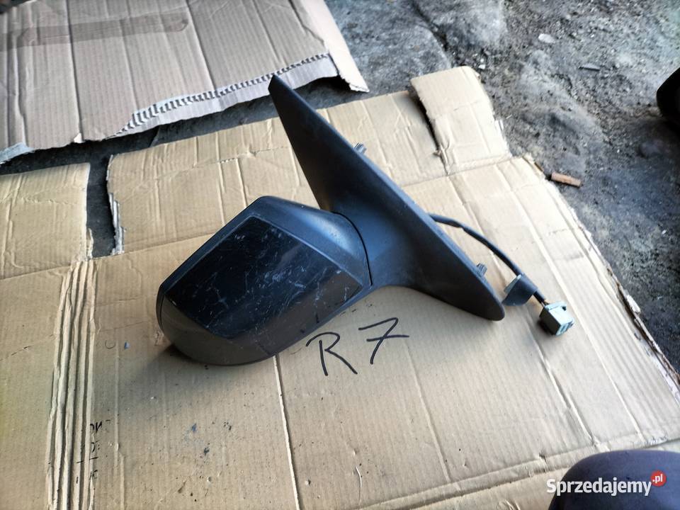 LUSTERKO PRAWE FORD MONDEO MK3 CZARNE lubelskie sprzedam