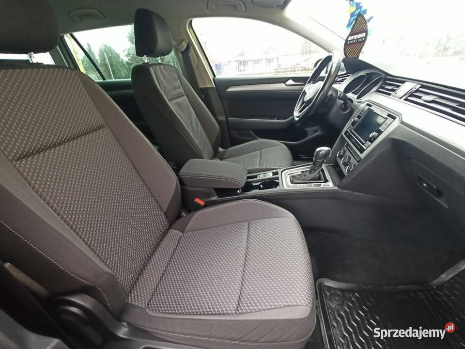 Volkswagen Passat Variant salon serwis II Rzeszów