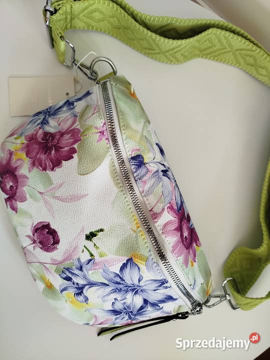Pakiet nowych torebek 25sztuk Dla kobiet Moda i Styl Warszawa