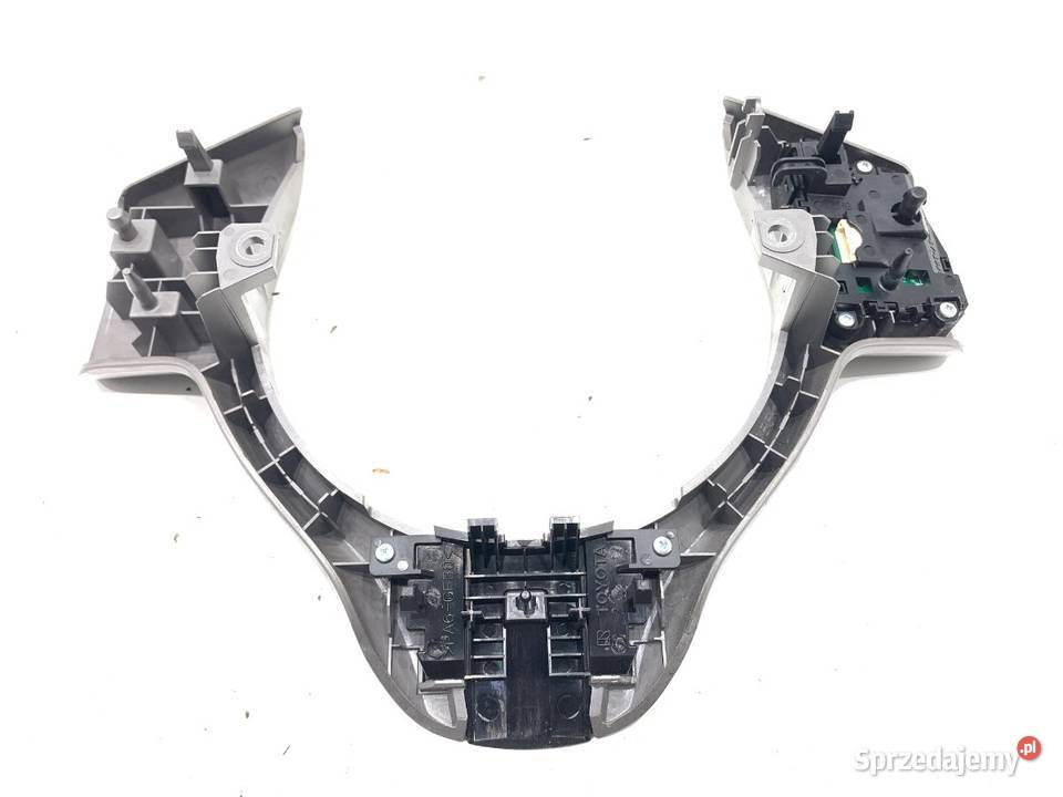 PRZEŁĄCZNIKI KIEROWNICY TOYOTA YARIS III