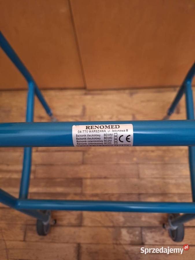 Sprzedam nowy balkonikchodzik